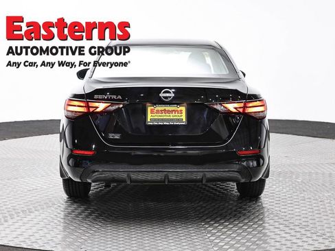 Used 2024 Nissan Sentra S image 6