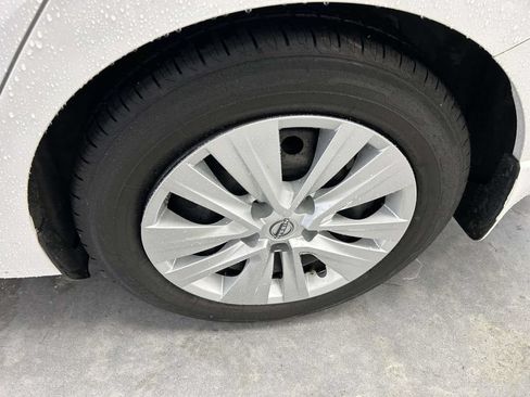 Used 2024 Nissan Sentra S FWD image 9