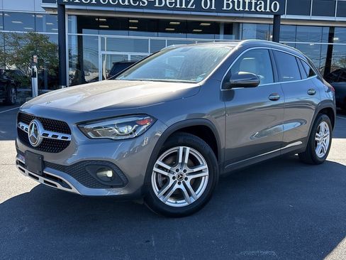 Used 2021 Mercedes-Benz GLA 250 4MATIC image 1
