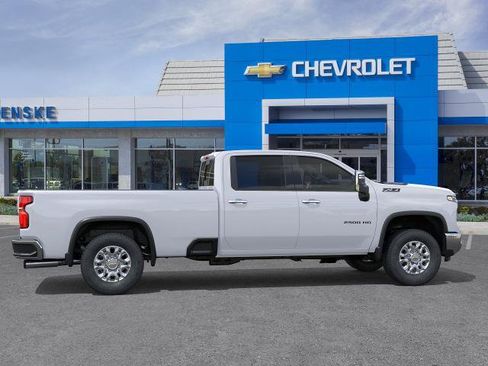 New 2026 Chevrolet Silverado 2500 LTZ w/ LTZ Convenience Package AWD/4WD image 5
