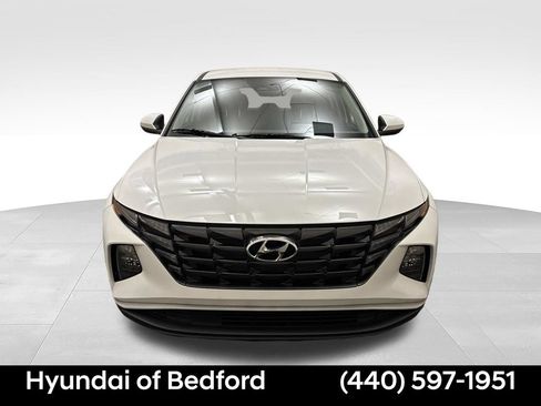 Used 2023 Hyundai Tucson SE AWD/4WD image 2