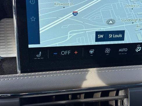 New 2025 Lincoln Corsair FWD w/ Equipment Group 101A image 22