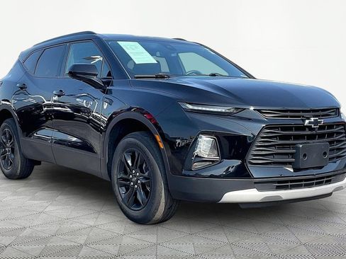 Used 2021 Chevrolet Blazer LT w/ Midnight/Sport Edition FWD image 3