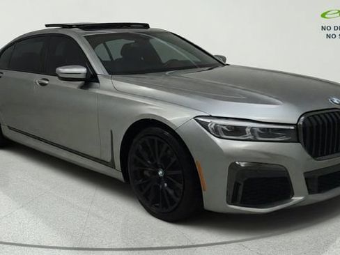 Used 2022 BMW 750i xDrive w/ M Sport Package AWD/4WD image 1