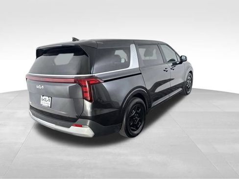 Certified 2025 Kia Carnival FWD image 7
