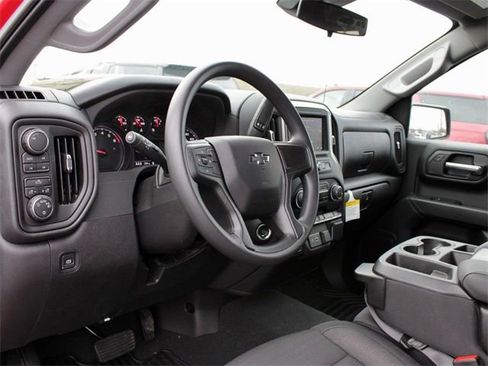 Used 2024 Chevrolet Silverado 1500 Custom Trail Boss w/ LPO, Dark Essentials Package AWD/4WD image 15