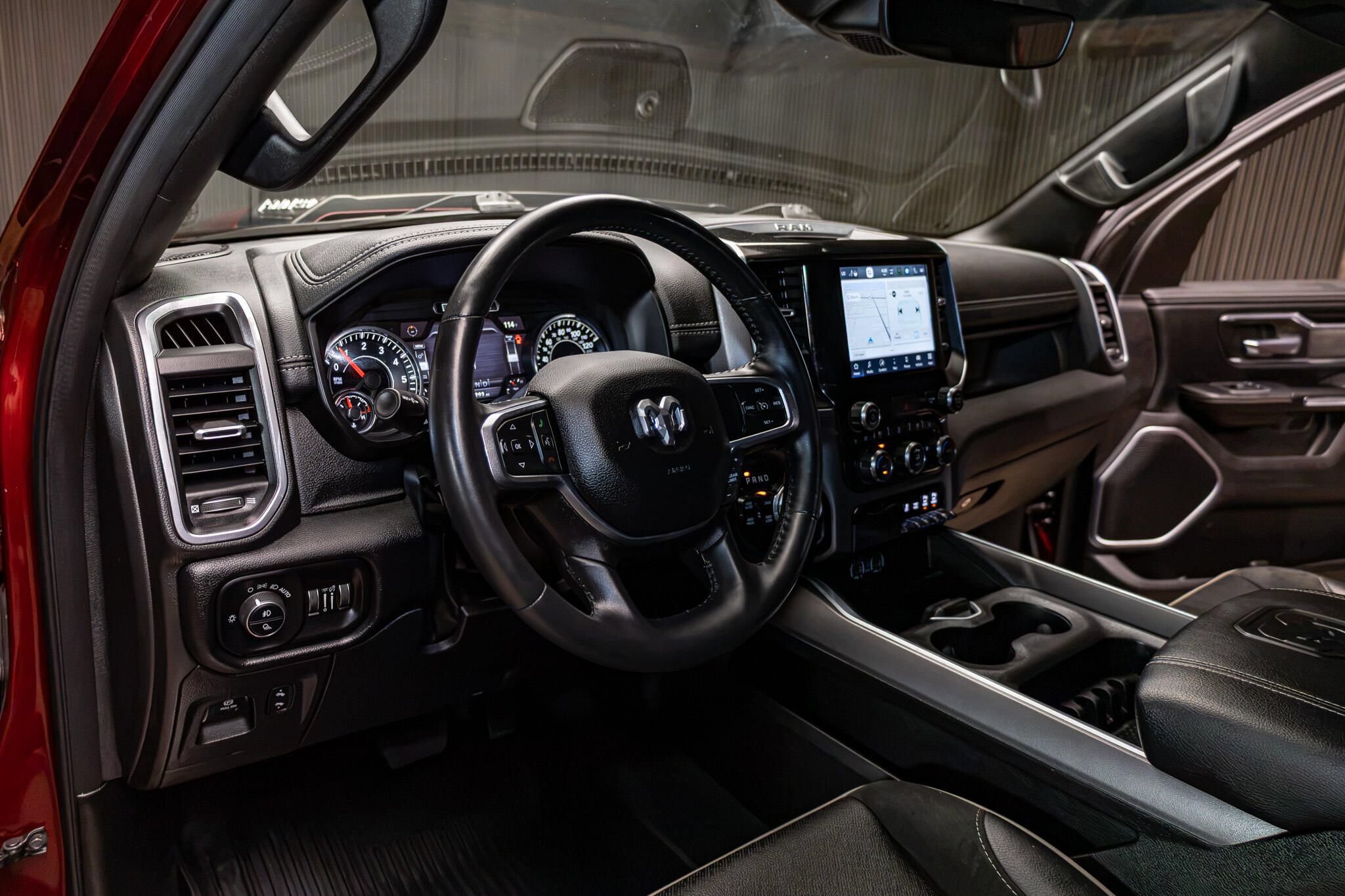 Used 2022 RAM 1500 Laramie w/ Sport Appearance Package AWD/4WD image 13