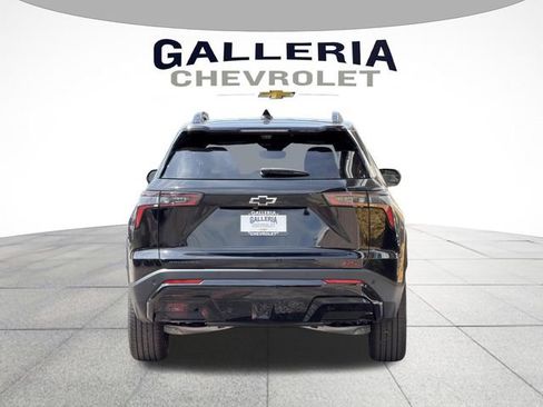 New 2026 Chevrolet Equinox RS w/ Convenience Package III FWD image 6