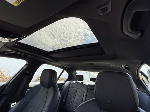 Used 2025 BMW 530i w/ Premium Package image 21