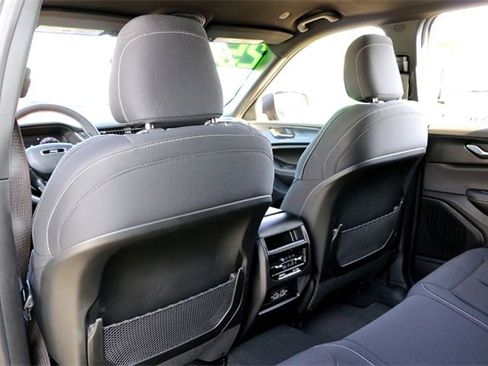 Used 2025 Jeep Grand Cherokee Laredo image 22