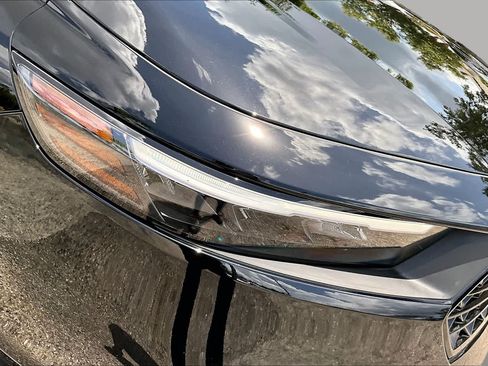 Used 2024 Honda Accord EX image 28