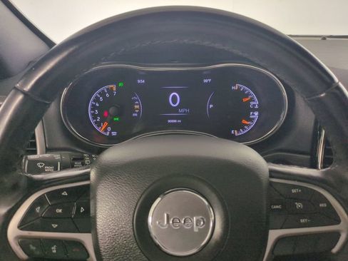 Used 2020 Jeep Grand Cherokee Limited RWD image 35