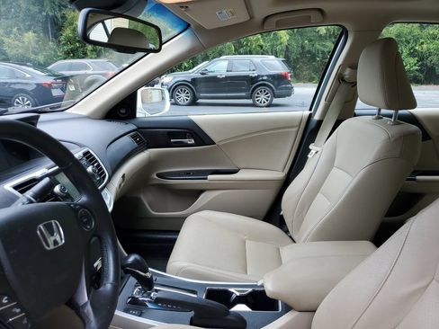 Used 2014 Honda Accord EX-L image 18