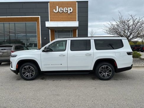 New 2026 Jeep Grand Wagoneer L 4WD image 9