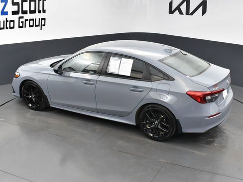 Used 2024 Honda Civic Sport image 11