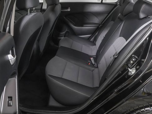 Used 2017 Kia Forte LX w/ LX Popular Package image 34