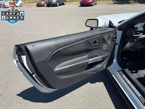 Used 2025 Ford Mustang Premium RWD image 12