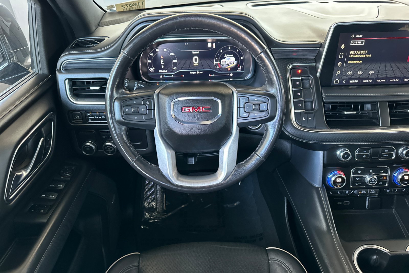 Certified 2023 GMC Yukon XL SLT RWD image 17