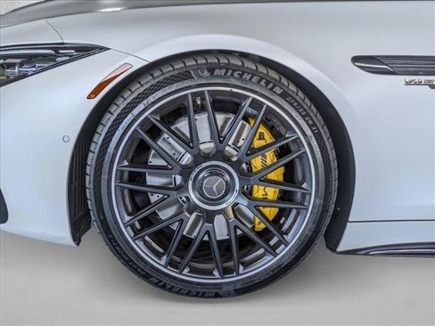Used 2022 Mercedes-Benz SL 63 AMG 4MATIC image 24