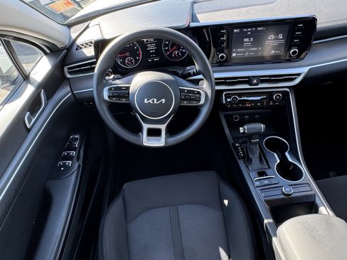 Used 2023 Kia K5 LXS image 7