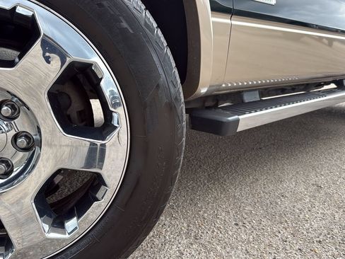 Used 2012 Ford F150 Lariat w/ Lariat Chrome Pkg AWD/4WD image 29
