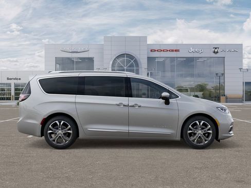 New 2026 Chrysler Pacifica Pinnacle image 23