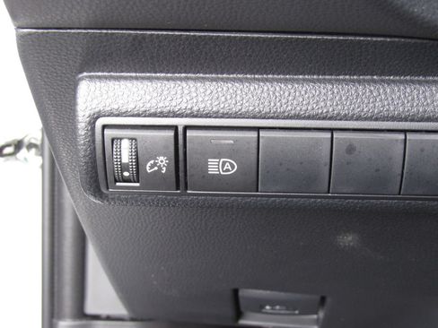 Certified 2026 Toyota Corolla LE FWD image 28
