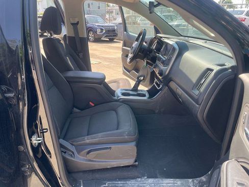 Used 2022 Chevrolet Colorado LT w/ LT Convenience Package AWD/4WD image 29