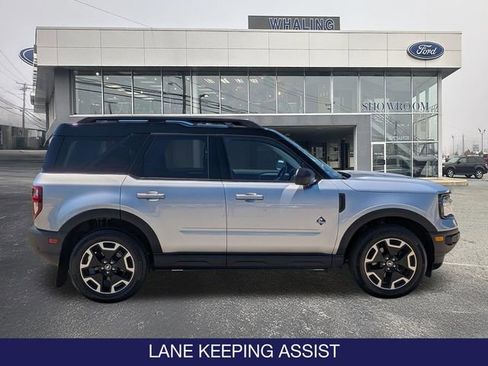 Used 2022 Ford Bronco Sport Outer Banks w/ Tech Package AWD/4WD image 9