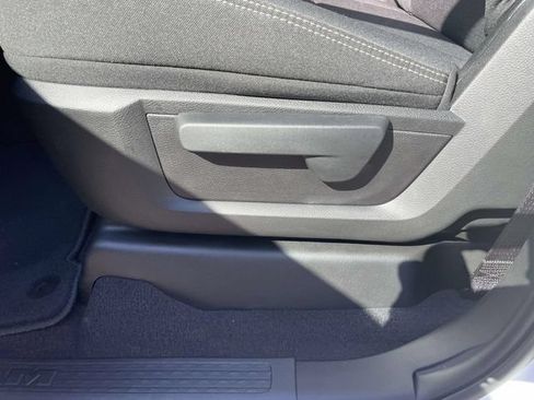 New 2026 RAM 3500 Tradesman AWD/4WD image 17