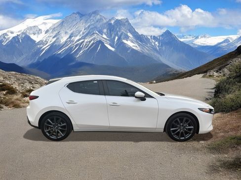 Used 2023 MAZDA MAZDA3 s image 6