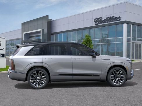 New 2026 Cadillac Vistiq Luxury AWD/4WD image 6
