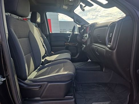 Used 2019 Chevrolet Silverado 1500 RST image 26