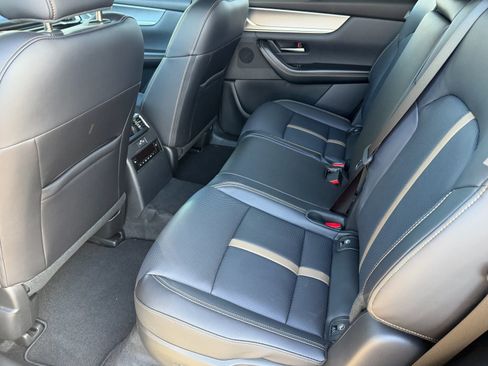 New 2026 MAZDA CX-90 Plug-In Hybrid w/ Premium Plus AWD/4WD image 18