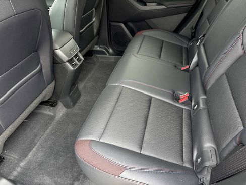 New 2026 Chevrolet Equinox RS w/ Convenience Package III FWD image 10