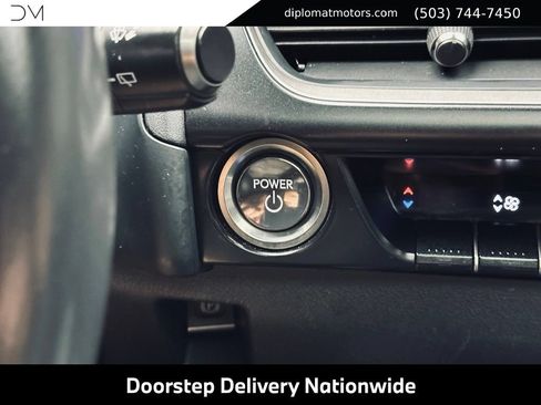 Used 2024 Lexus UX 250h F Sport AWD/4WD image 41