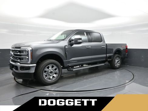 New 2026 Ford F250 Lariat w/ Chrome Package AWD/4WD image 1