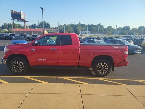 Used 2016 Toyota Tundra Limited w/ Limited Premium Package AWD/4WD image 2