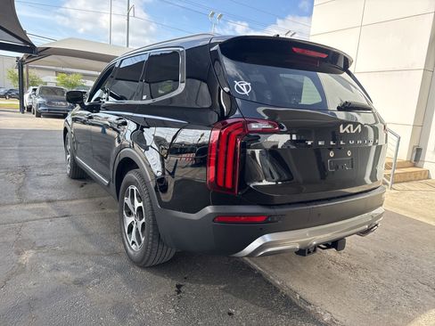 Used 2022 Kia Telluride EX w/ Towing Package image 7