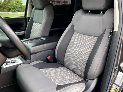 Used 2021 Toyota Tundra SR5 image 7