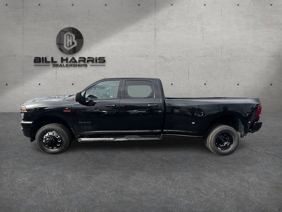 New 2027 RAM 3500 Big Horn AWD/4WD image 11
