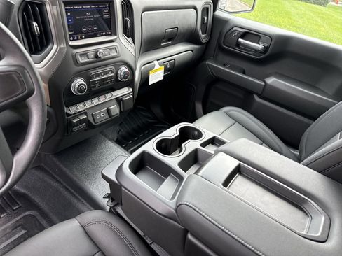 New 2026 GMC Sierra 1500 Pro w/ Pro Value Package AWD/4WD image 17