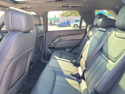 Used 2023 Land Rover Range Rover Sport SE Dynamic image 13