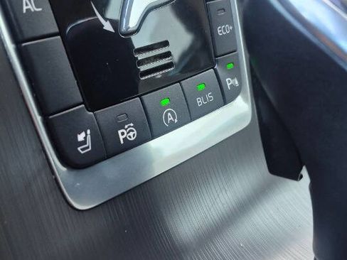 Used 2015 Volvo V60 T5 Premier image 63