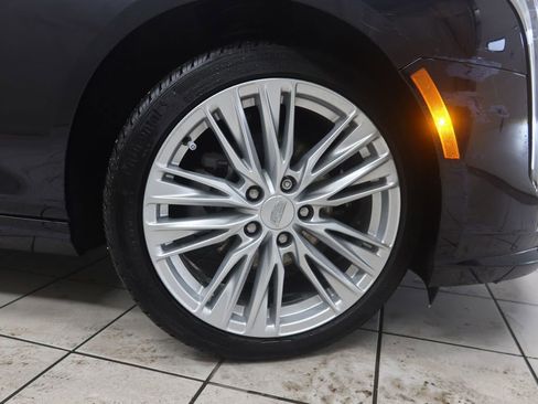 Used 2021 Cadillac CT4 Premium Luxury w/ Technology Package AWD/4WD image 7