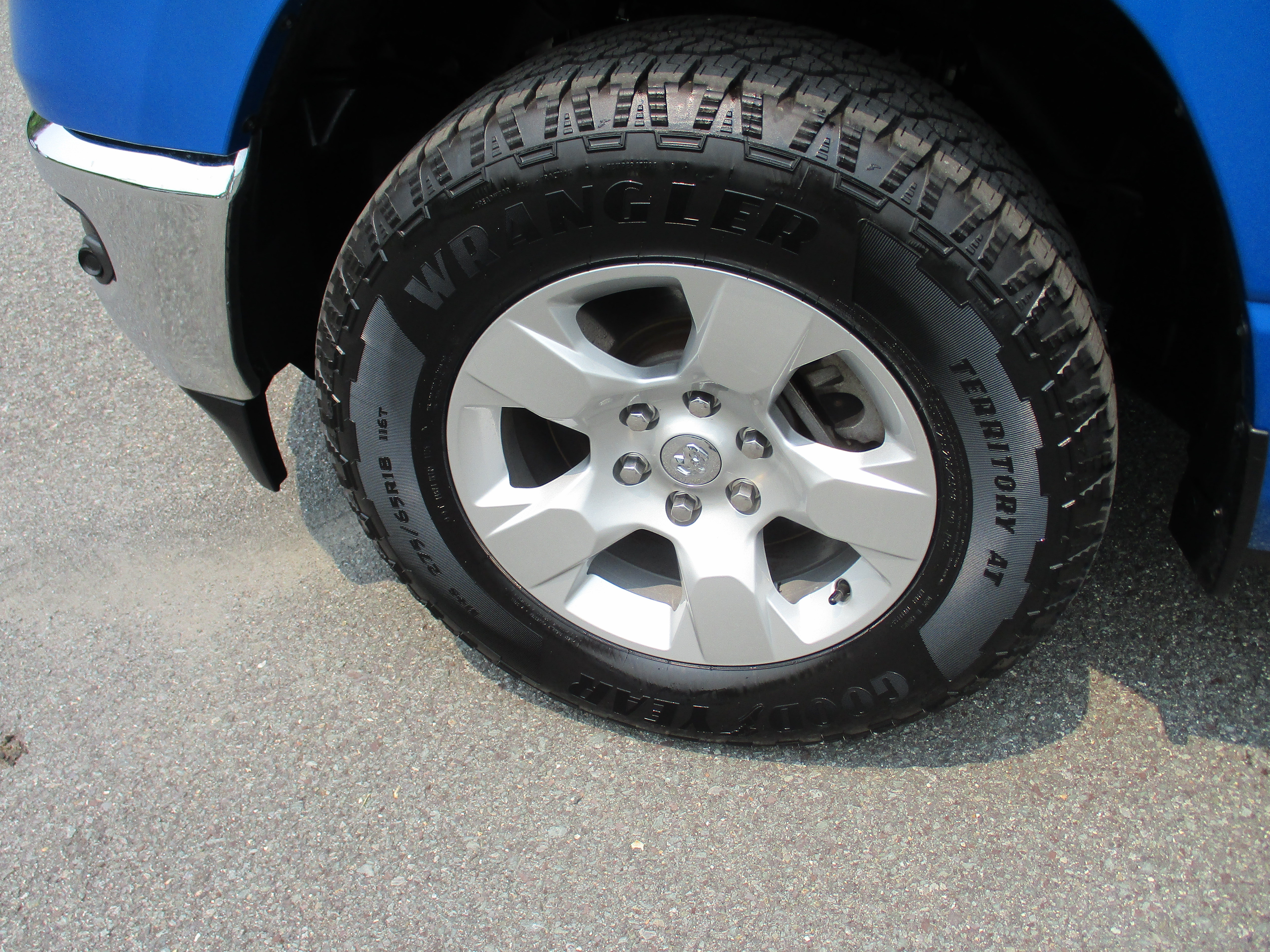 Used 2024 RAM 1500 Big Horn AWD/4WD image 9