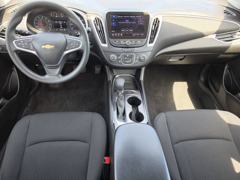 Used 2022 Chevrolet Malibu LS w/ Driver Confidence Package II FWD image 13
