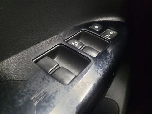 Used 2020 Mitsubishi Eclipse Cross AWD image 27