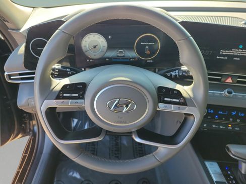 Certified 2023 Hyundai Elantra SEL w/ Convenience Package image 20