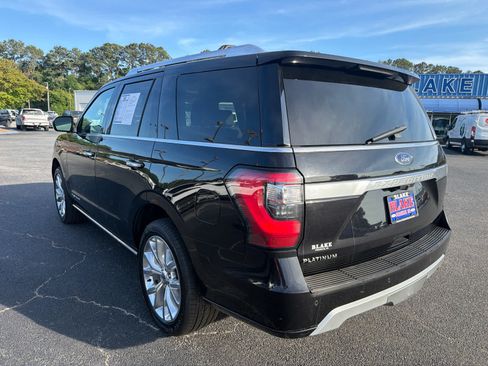 Used 2019 Ford Expedition Platinum AWD/4WD image 5